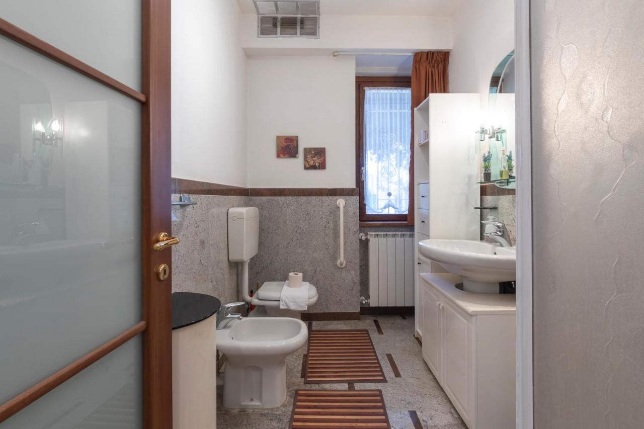 Hotel Casa Stella Malpensa Cassano Magnago Esterno foto