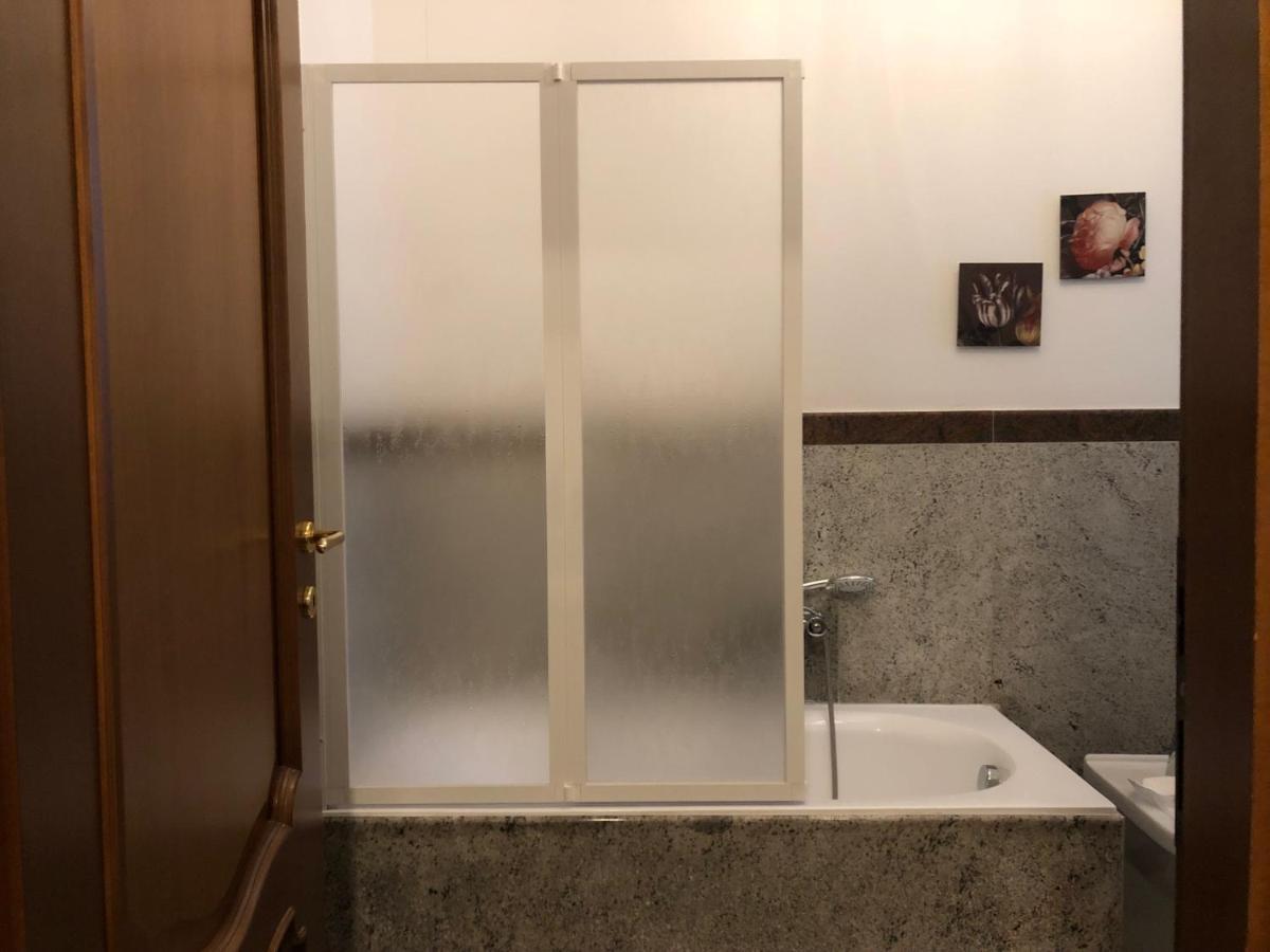 Hotel Casa Stella Malpensa Cassano Magnago Esterno foto